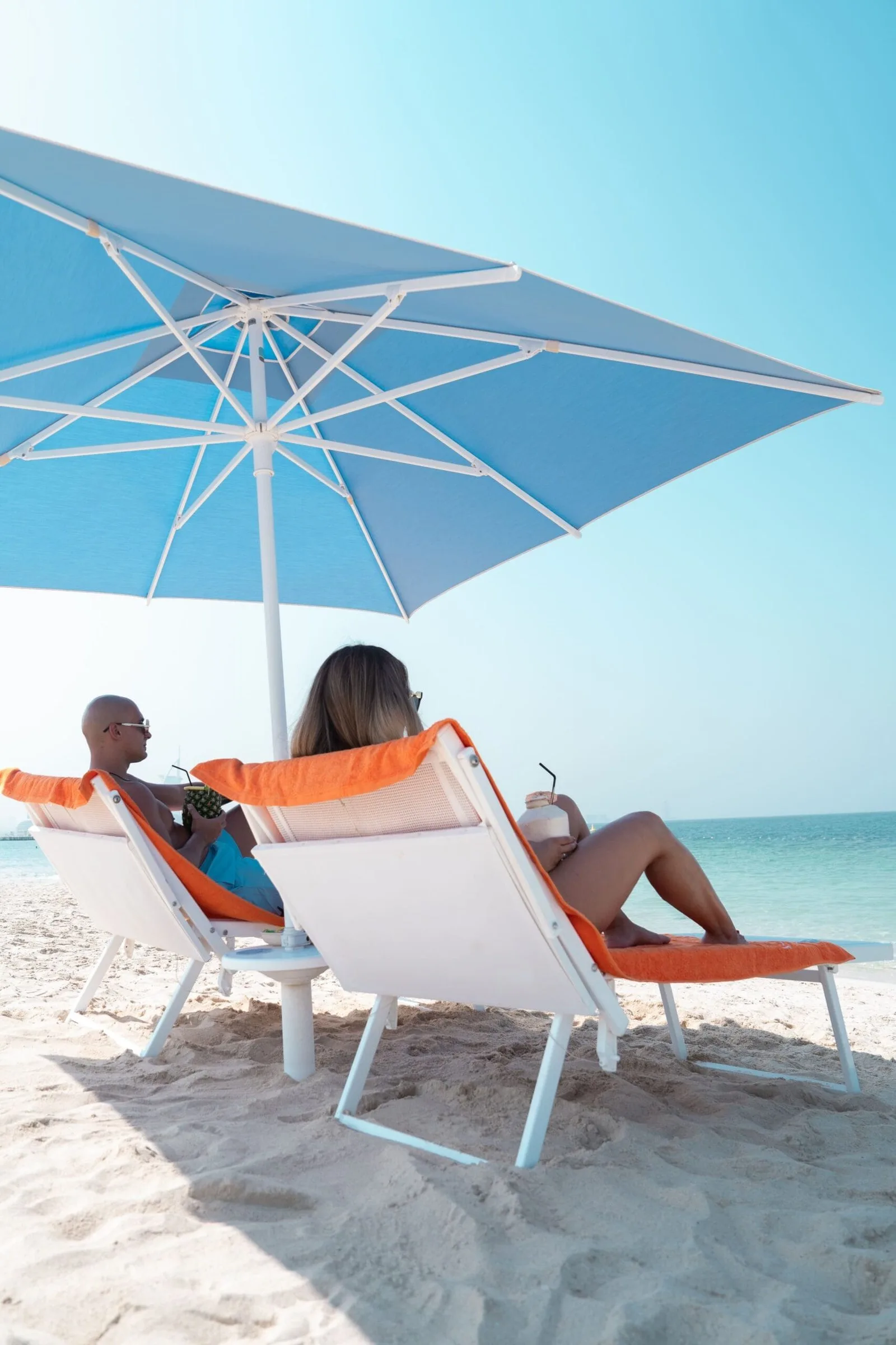 Guests spending a relaxed day at Sole Mio